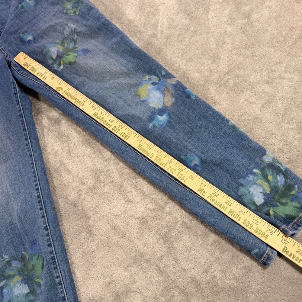 Chico's So Slimming Girlfriend Jeans Womens 12R Blue Floral Slim Leg Ankle - Picture 4 of 12